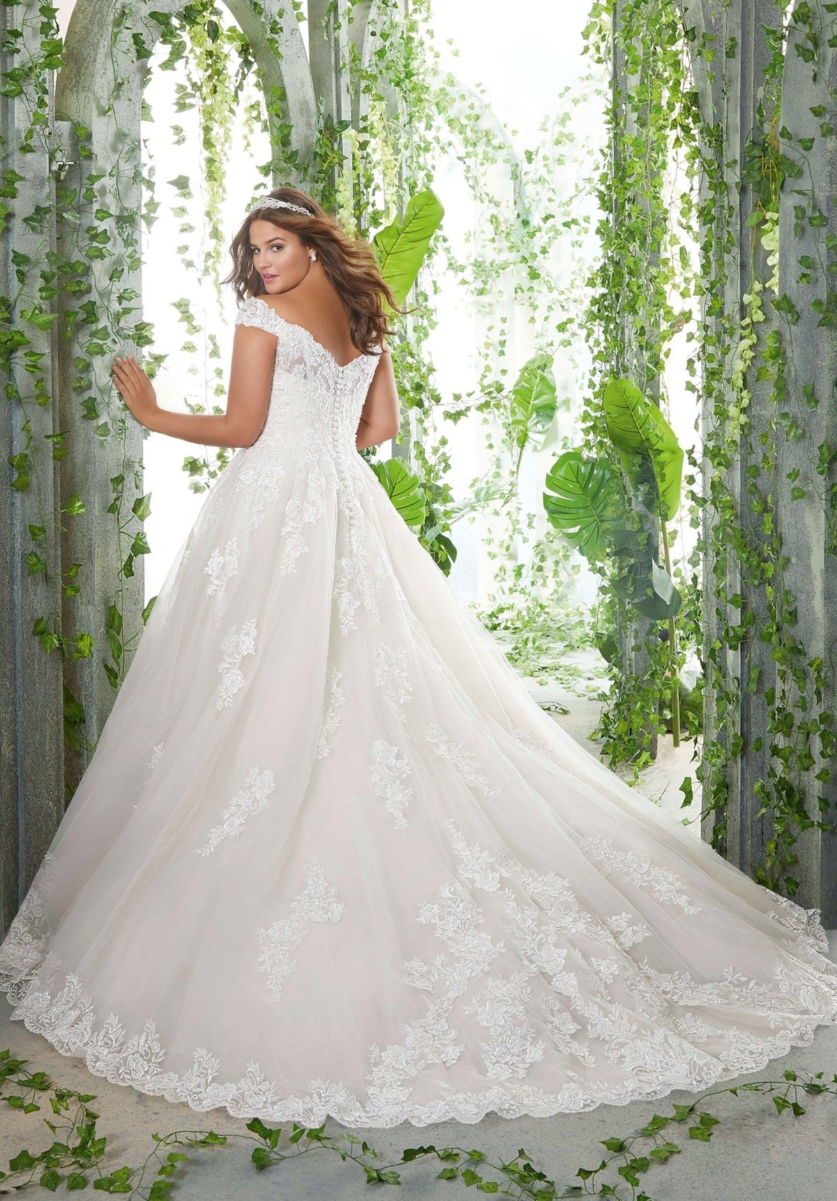 Pamela Plus Size Wedding Dress - Silhouette Dresses