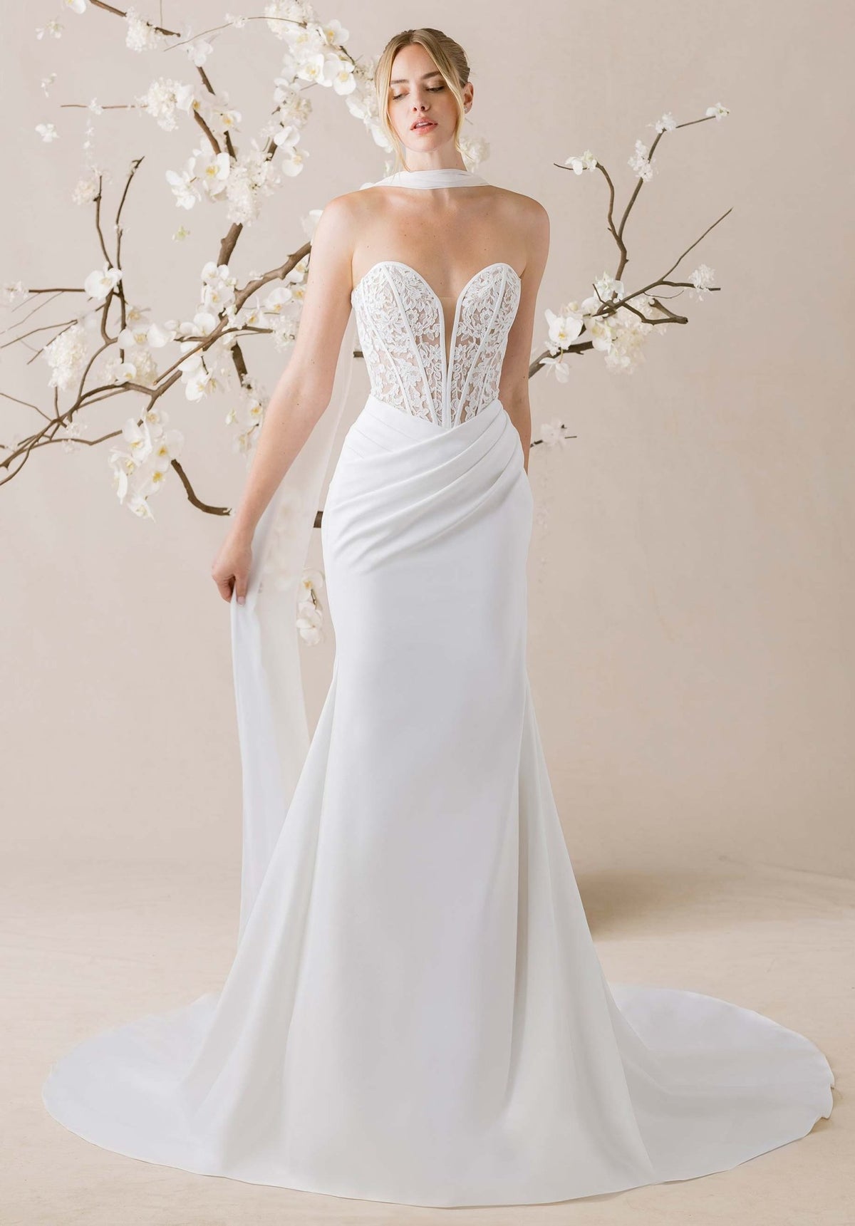 Plié Wedding Dress - Silhouette Dresses