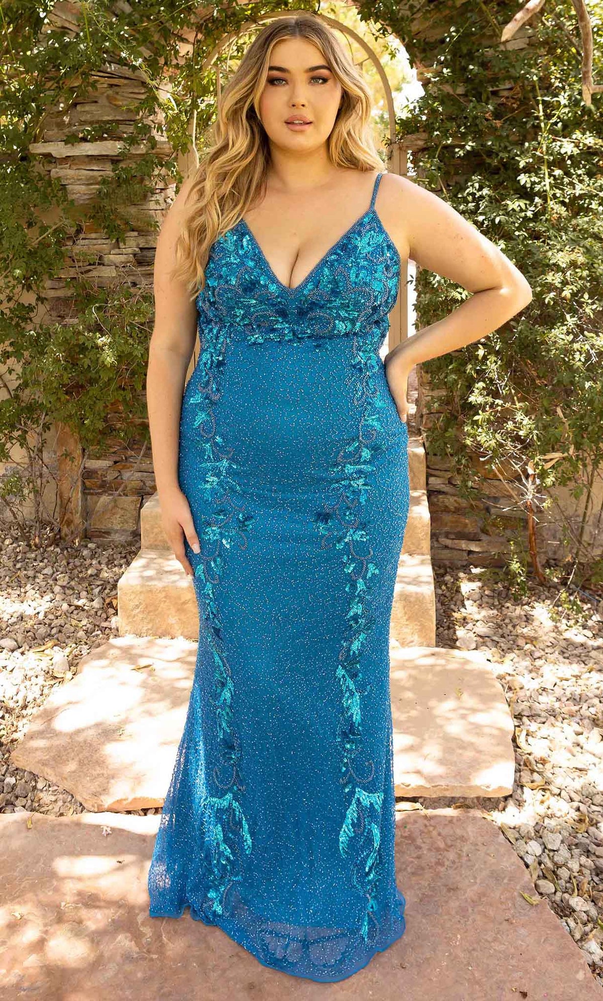 Primavera Couture 14005 - Soft-Giving Plunging Sheath Gown - view 7