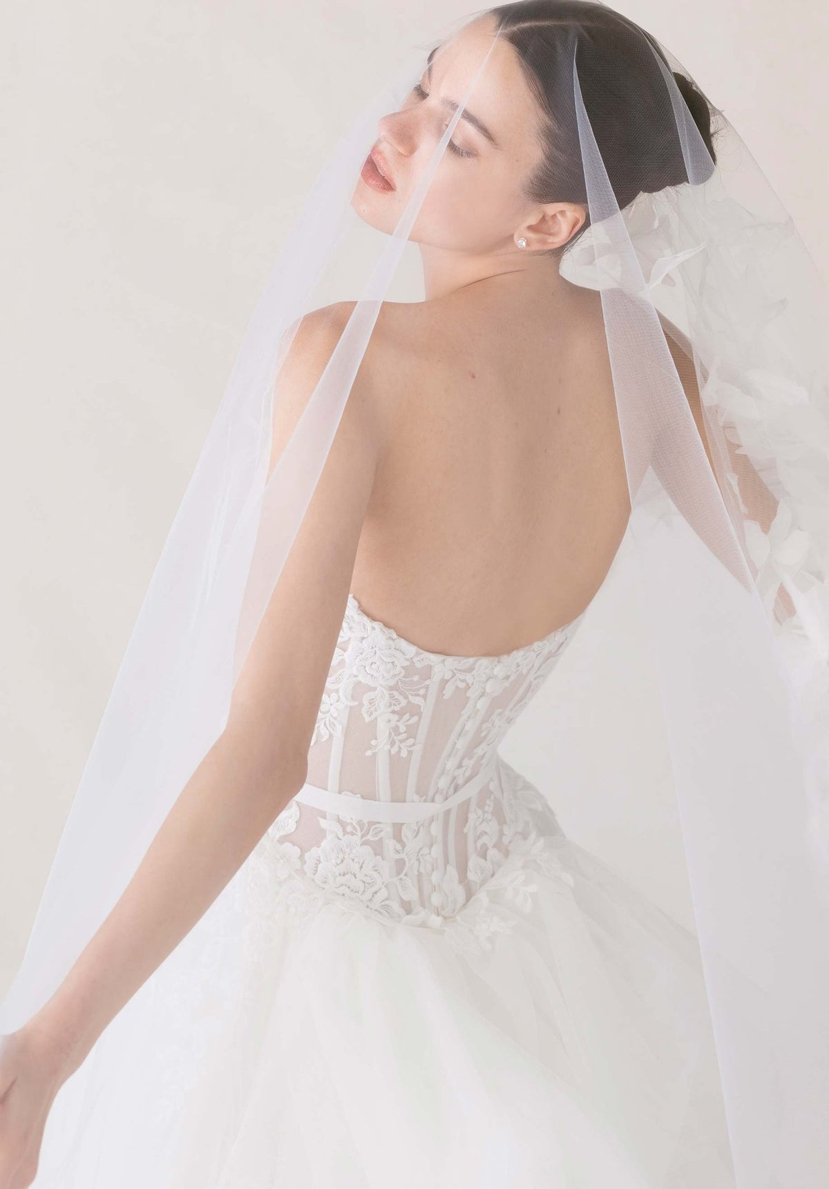 Relevé Wedding Dress - Silhouette Dresses