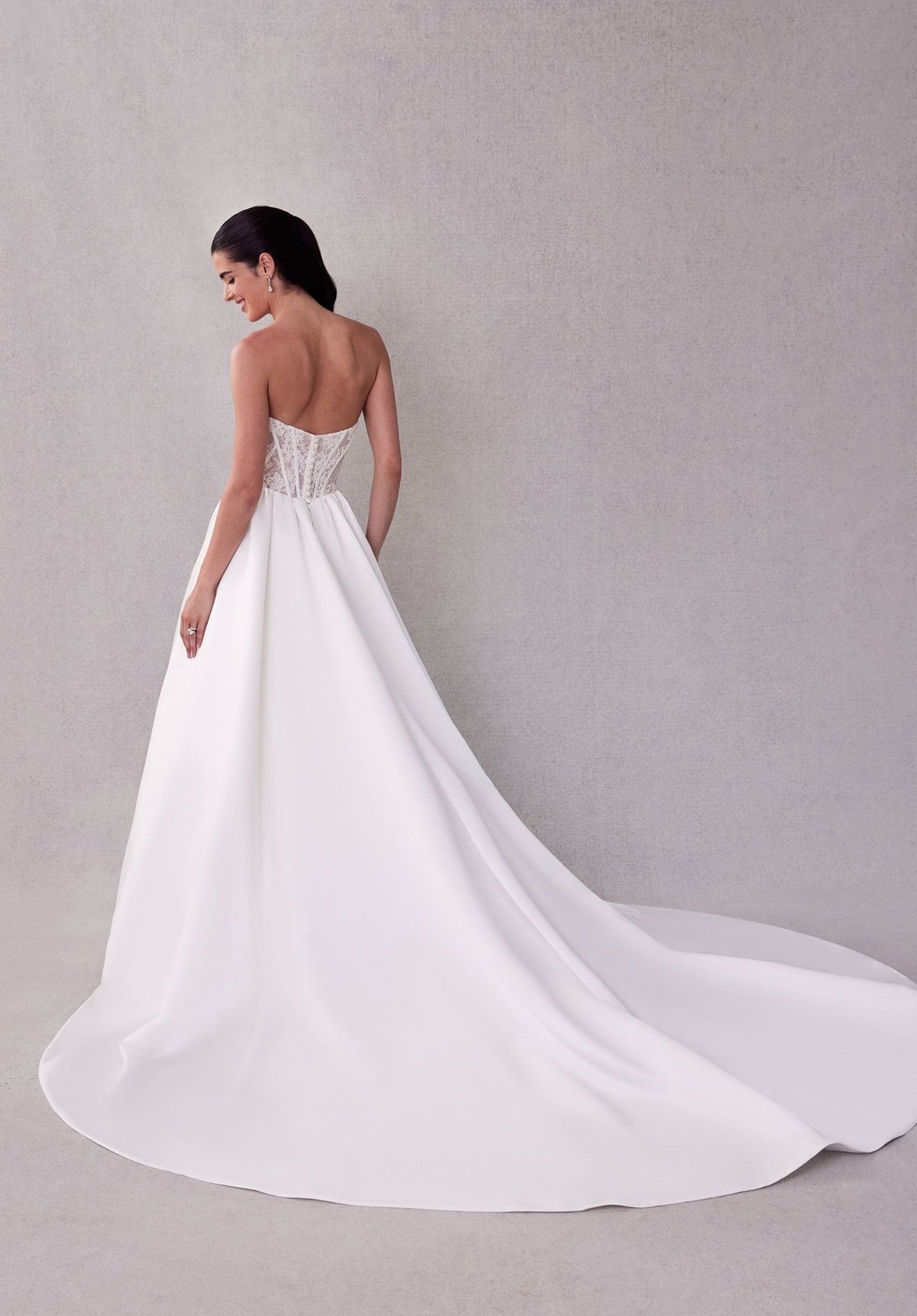 Sabrine Wedding Dress - Silhouette Dresses
