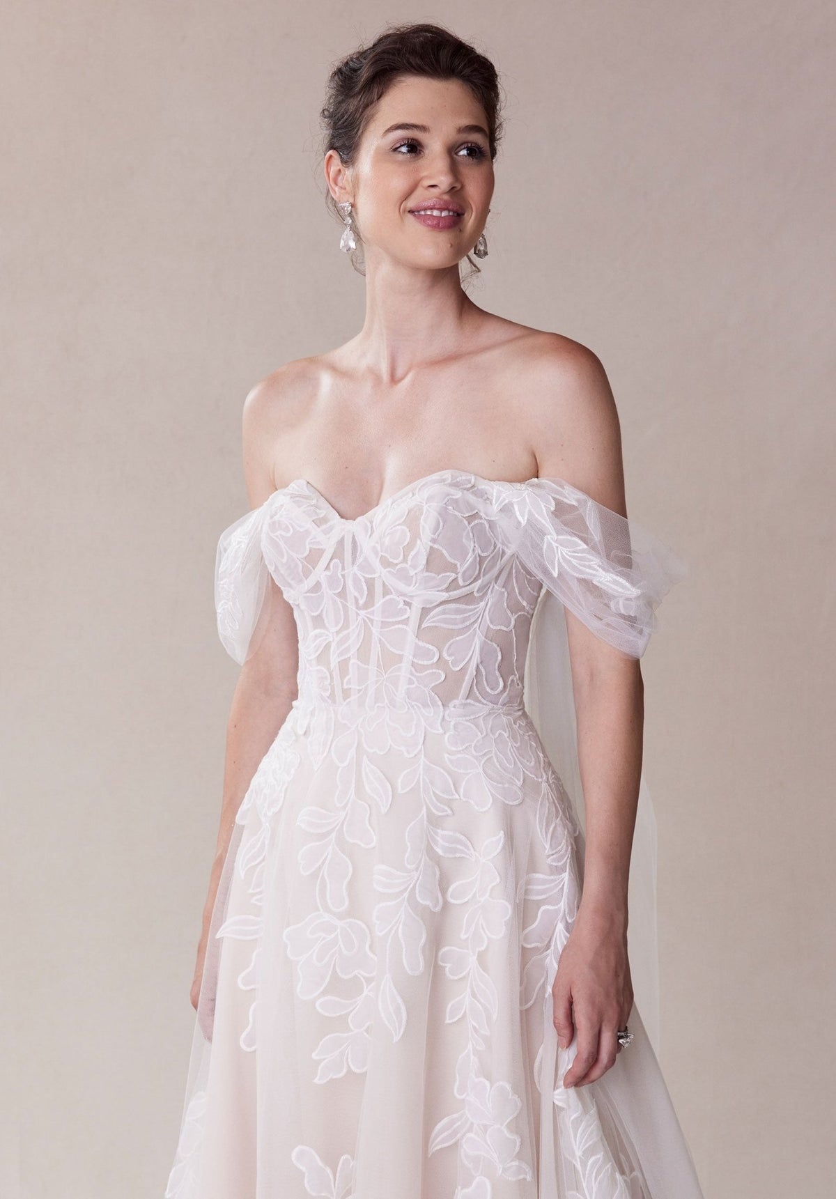Sahar Wedding Dress - Silhouette Dresses