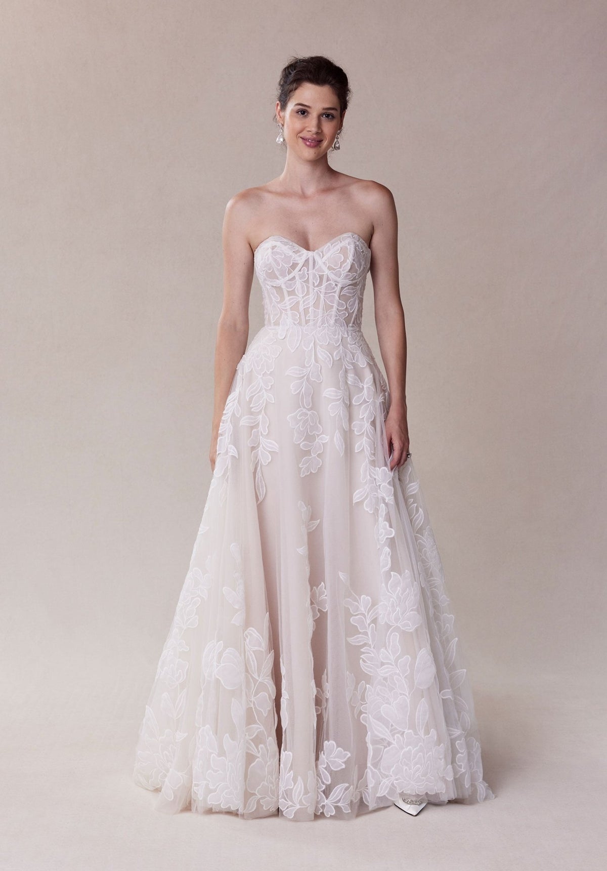 Sahar Wedding Dress - Silhouette Dresses