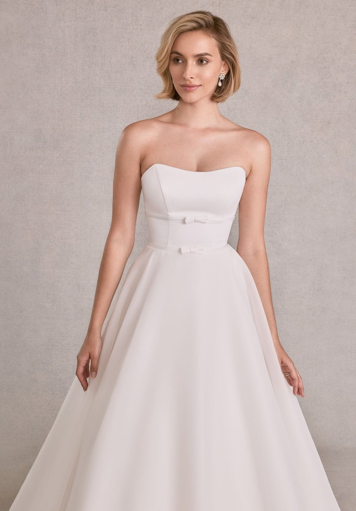 Sammie Wedding Dress - Silhouette Dresses