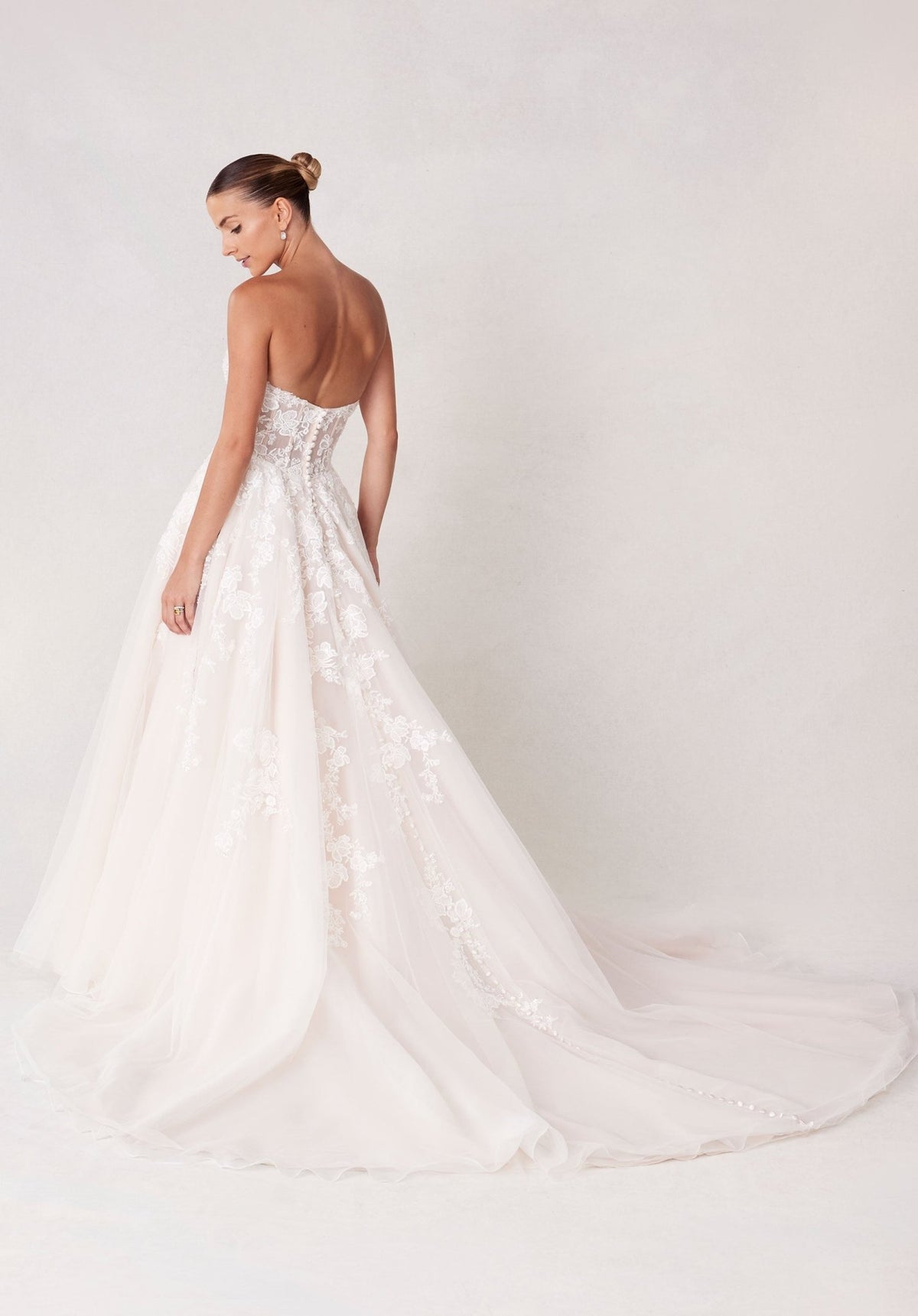 Saoirse Wedding Dress - Silhouette Dresses