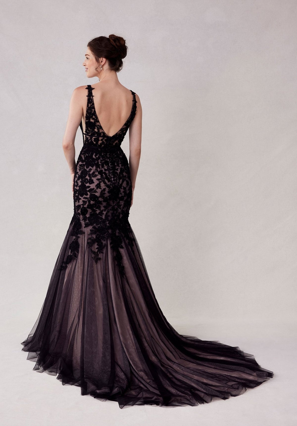 Sienna Wedding Dress - Silhouette Dresses