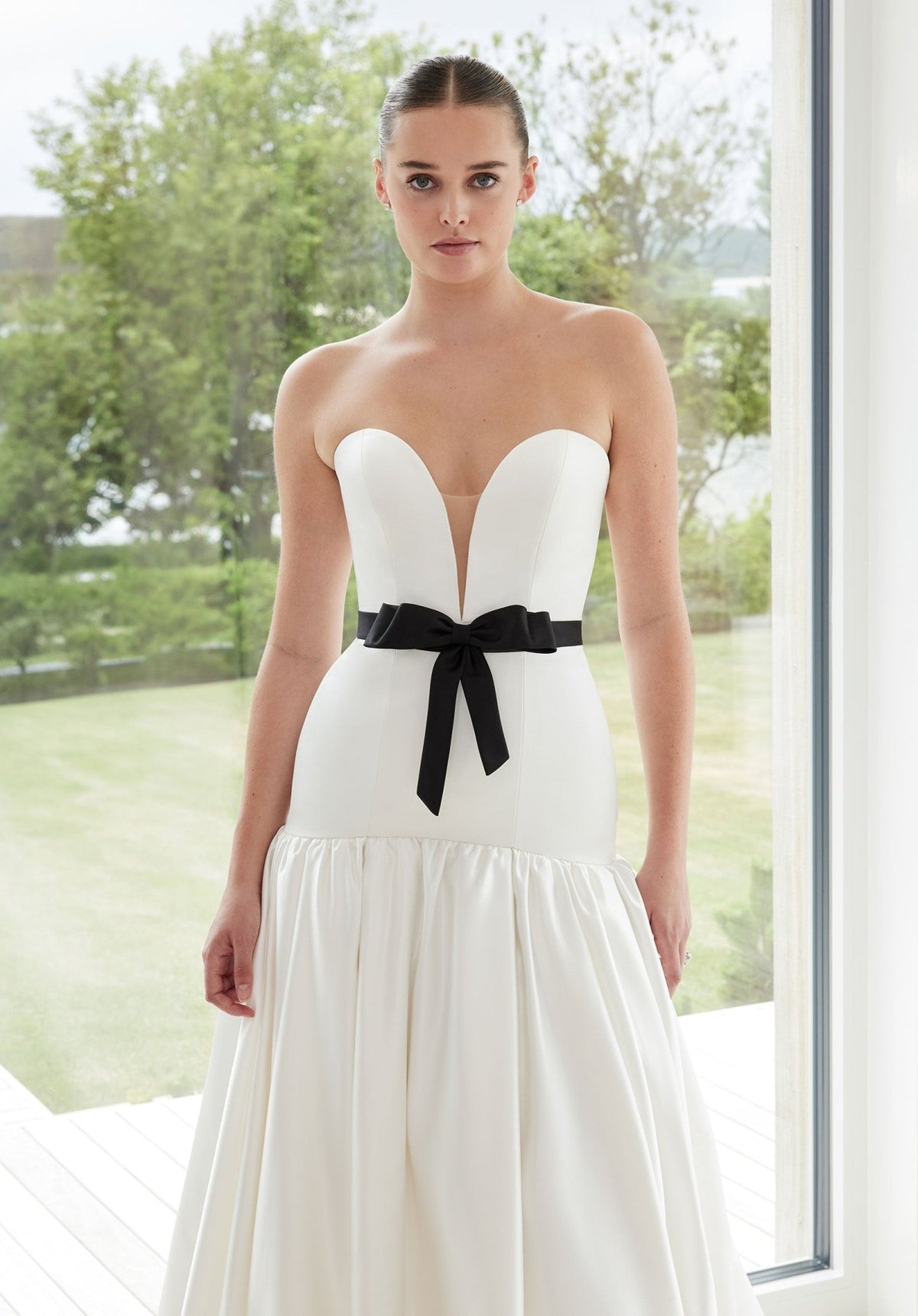 Simone Wedding Dress - Silhouette Dresses