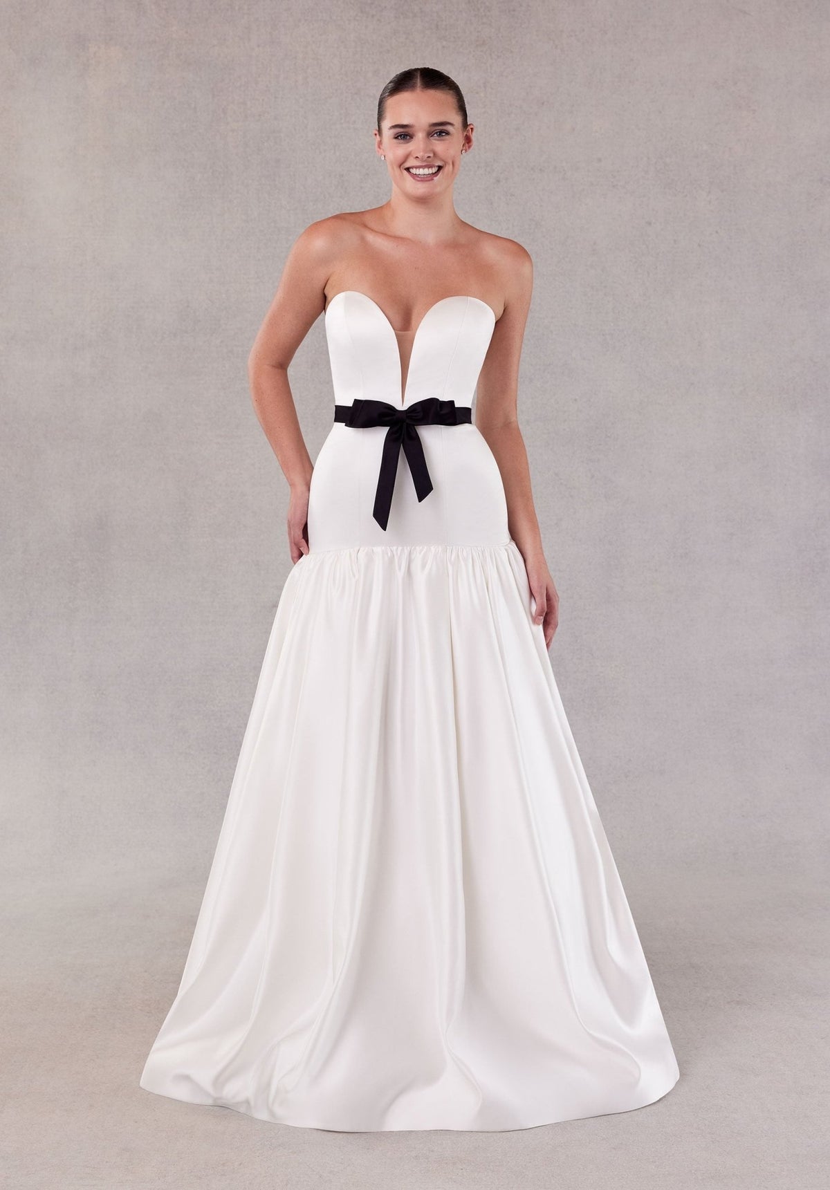Simone Wedding Dress - Silhouette Dresses