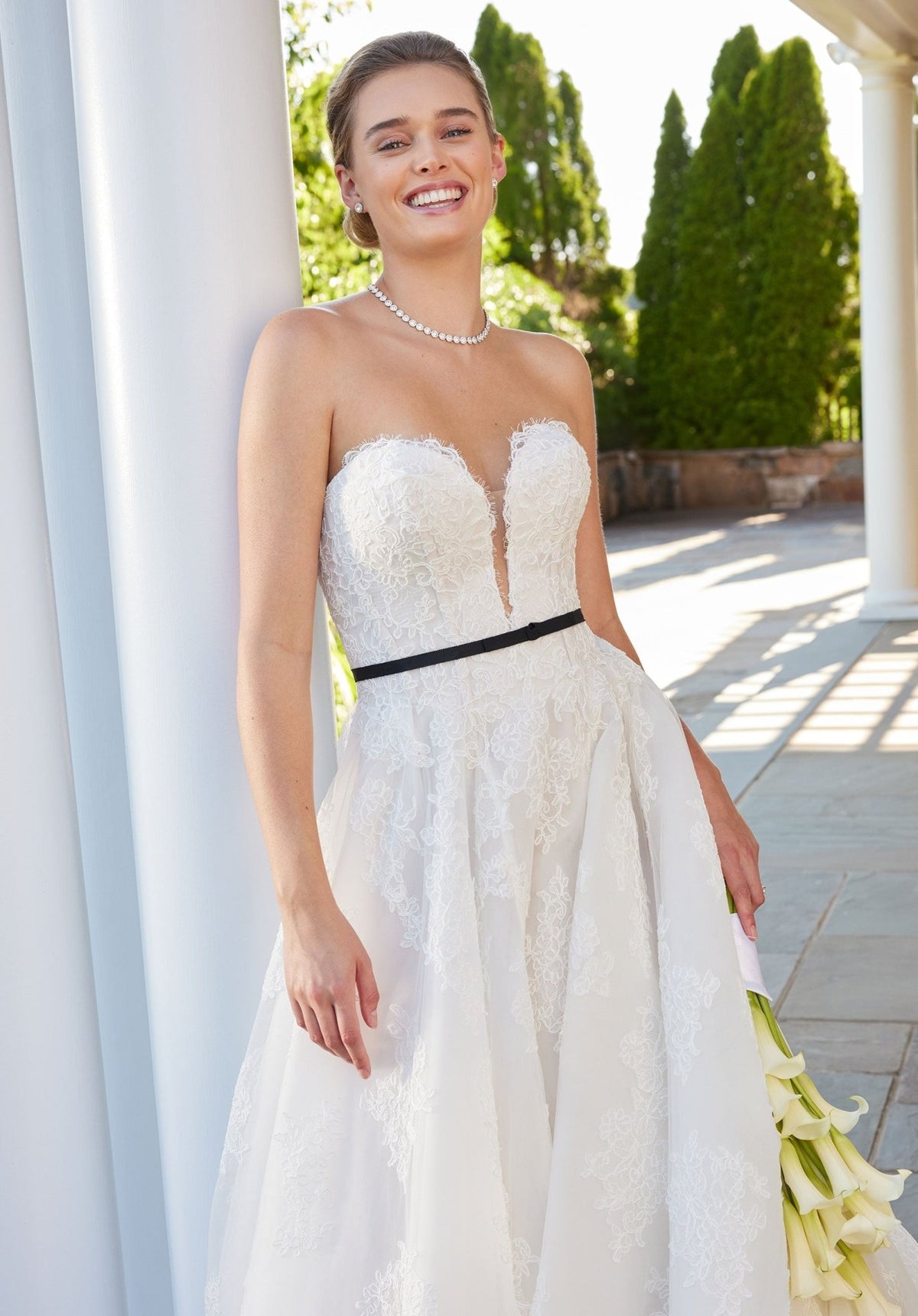 Sivan Wedding Dress - Silhouette Dresses