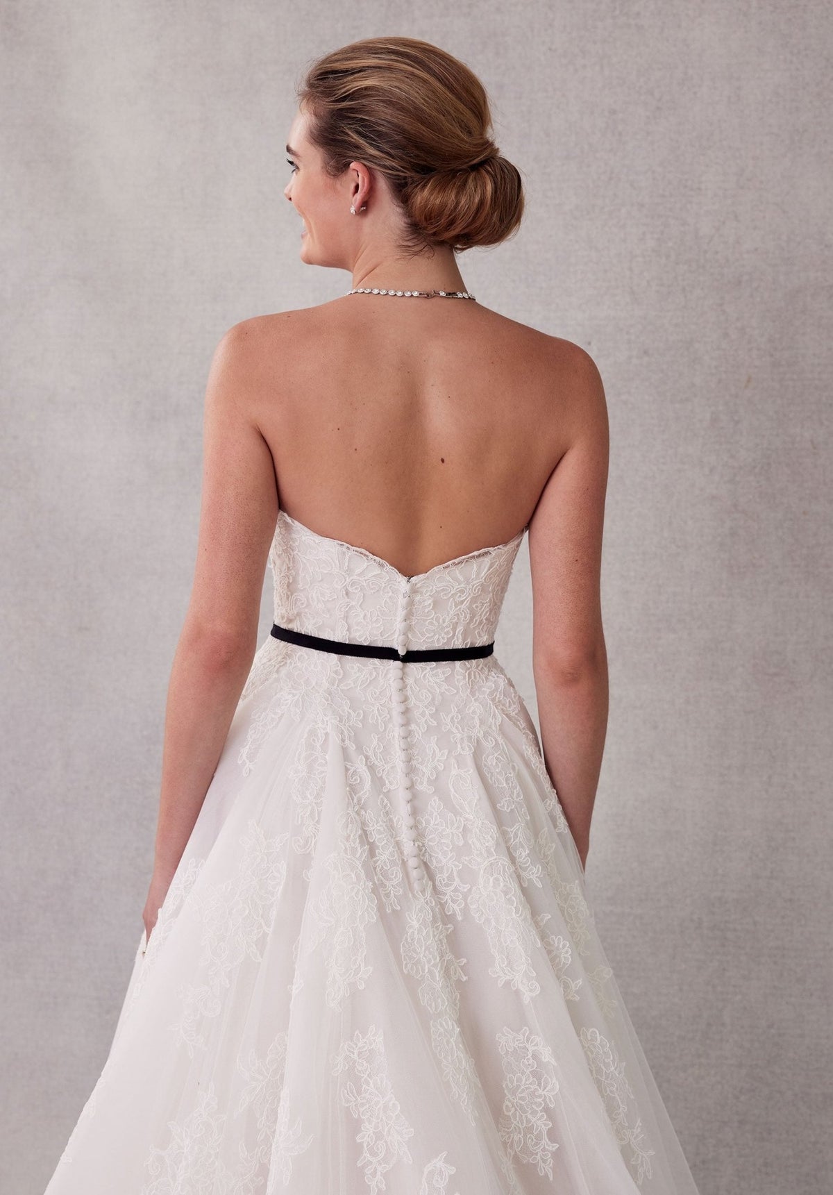 Sivan Wedding Dress - Silhouette Dresses