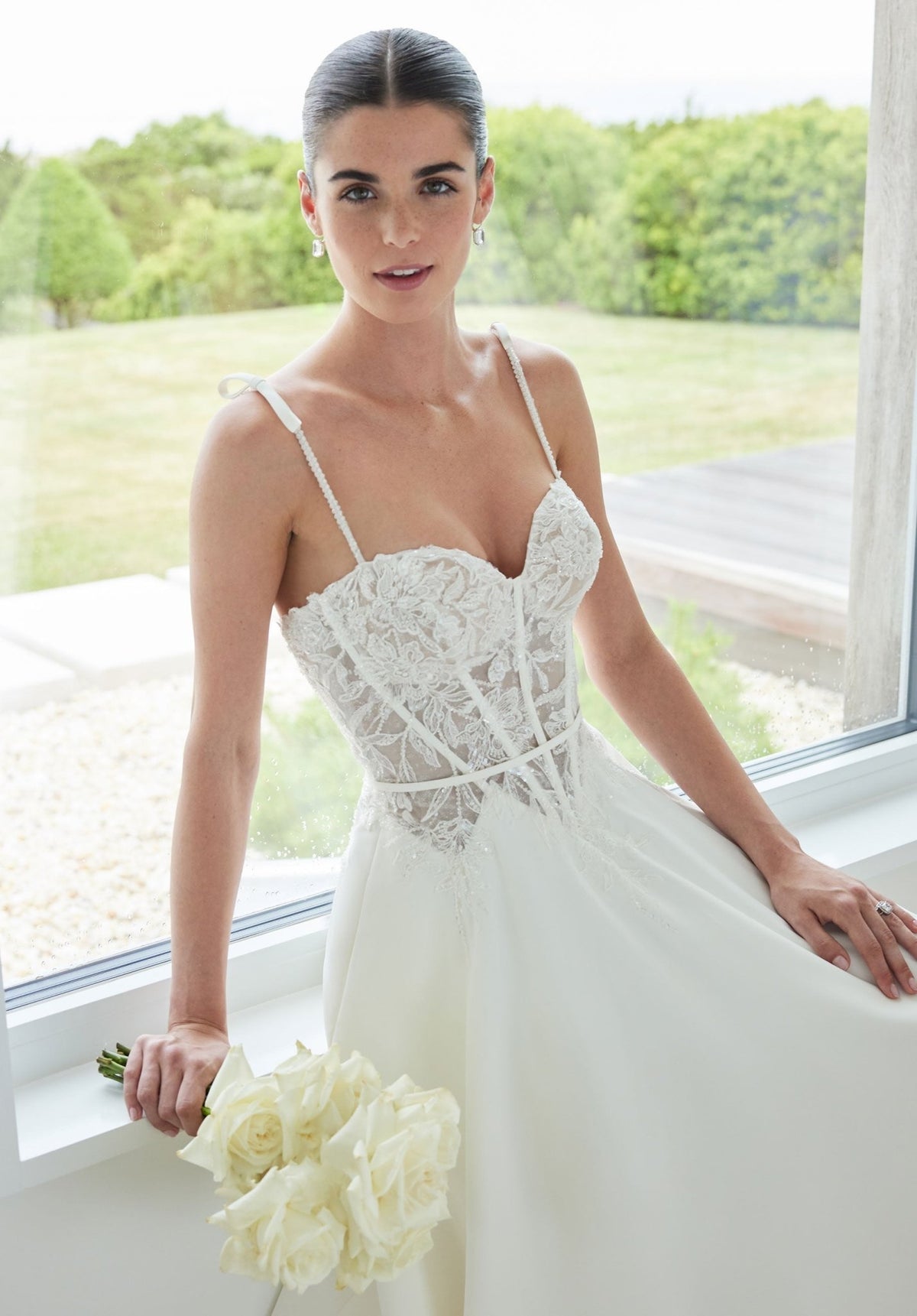 Stella Wedding Dress - Silhouette Dresses