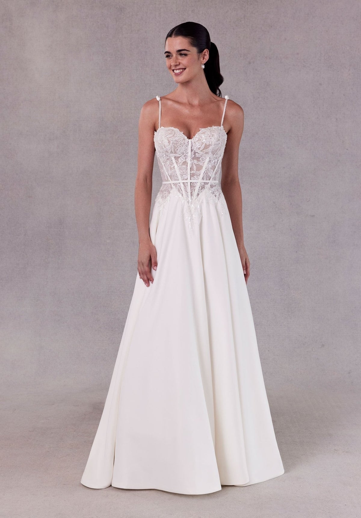 Stella Wedding Dress - Silhouette Dresses