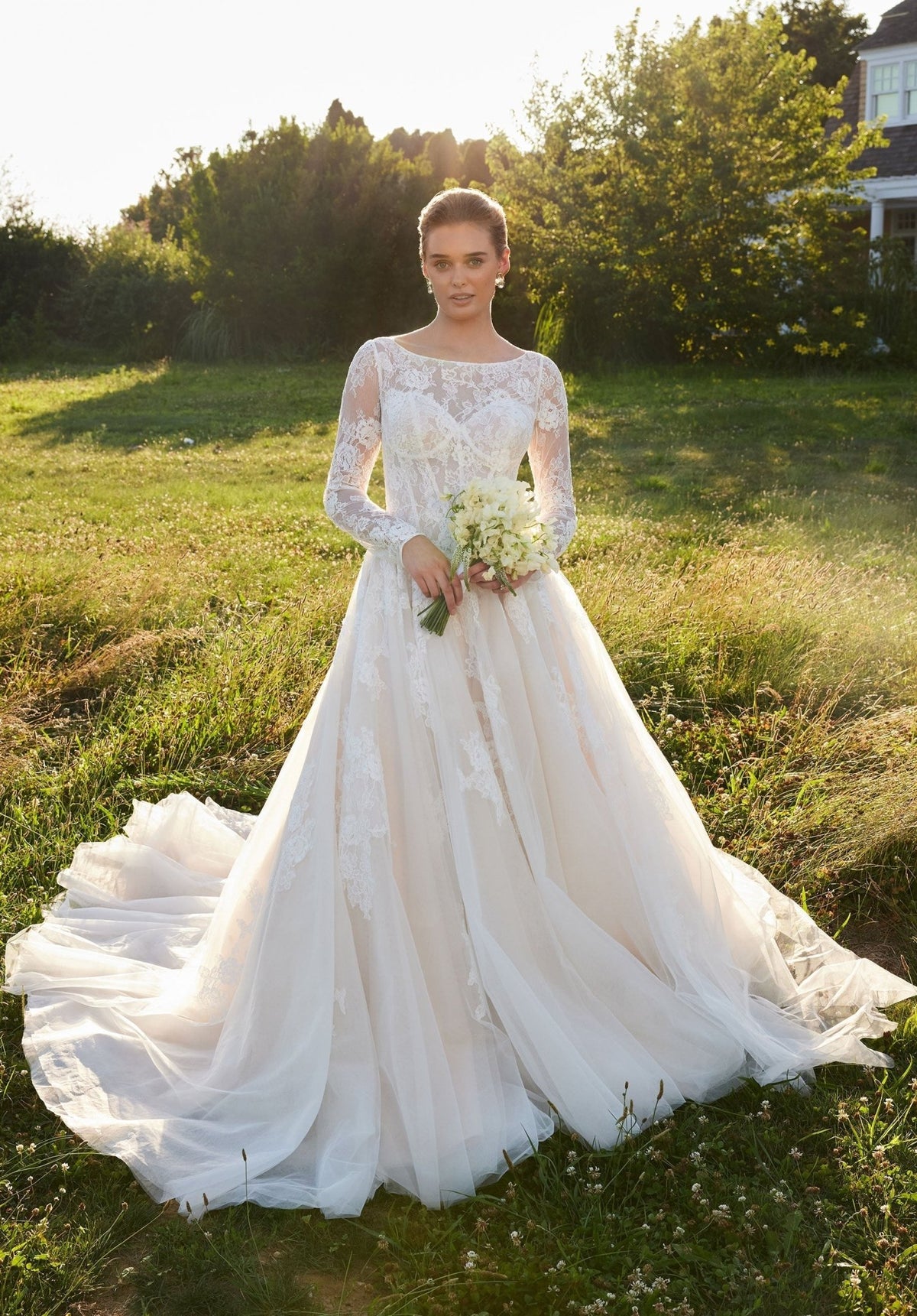 Stelle Wedding Dress - Silhouette Dresses
