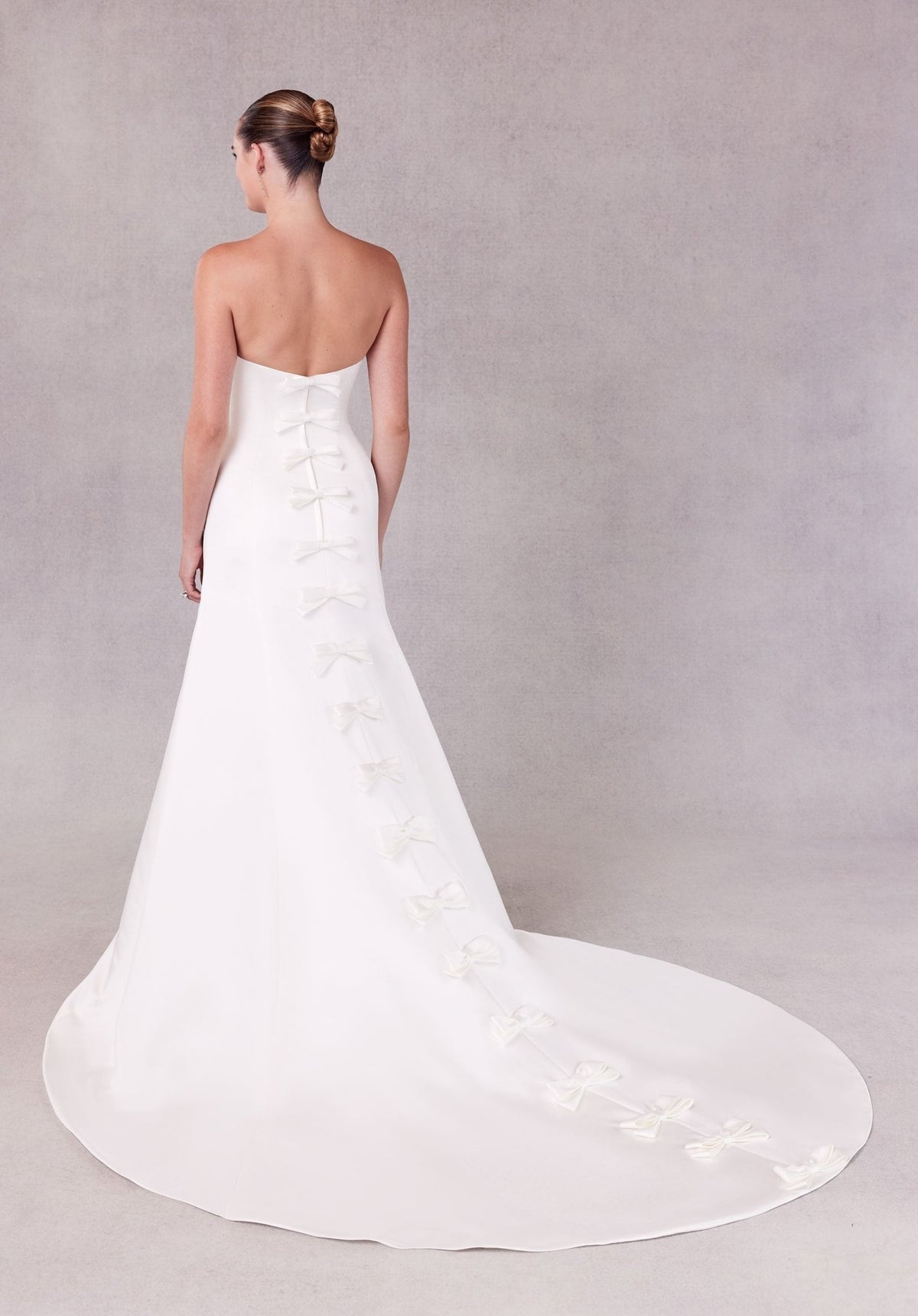 Susanna Wedding Dress - Silhouette Dresses