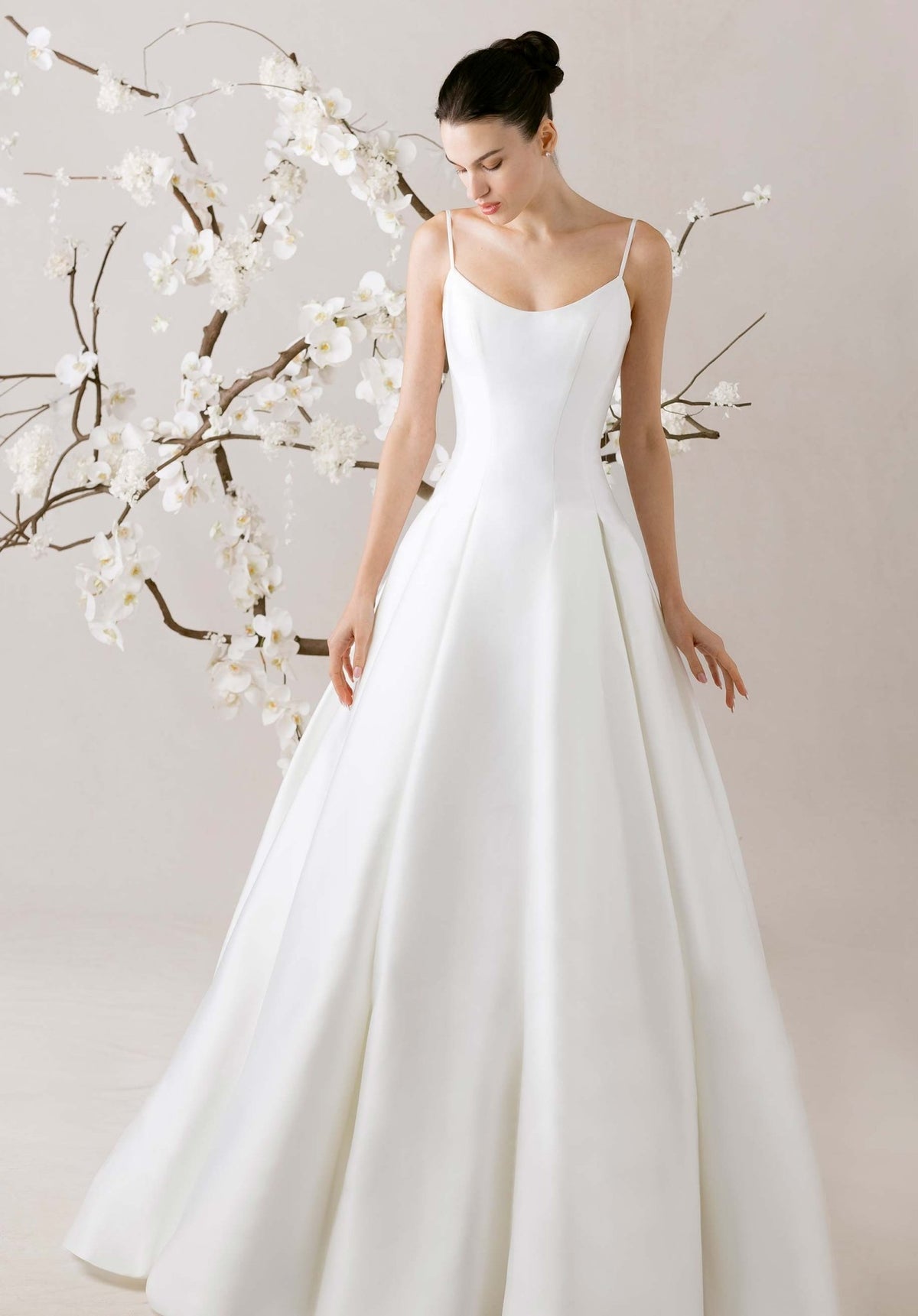 Vivienne Wedding Dress - Silhouette Dresses