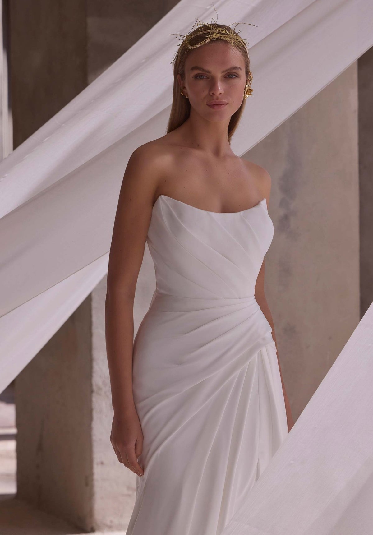 Zenobia Wedding Dress - Silhouette Dresses